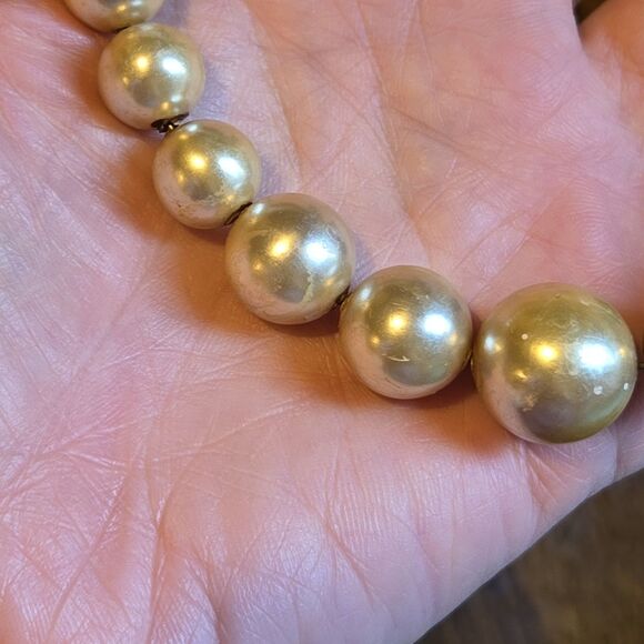 Vintage 50s Champagne Faux Pearl Graduated Choker Necklace - Picture 4 of 7